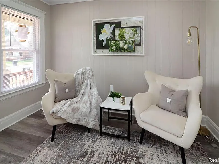 1312 Alter Rd — Photo 3