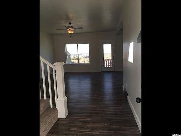 2nd image of 903 N Stallion Dr #313