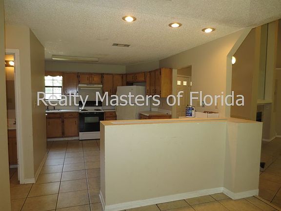 4th image of 1712 Cahaba Cir