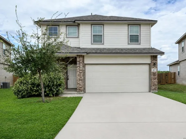 469 MIDDLE GREEN LOOP, Floresville, TX 78114