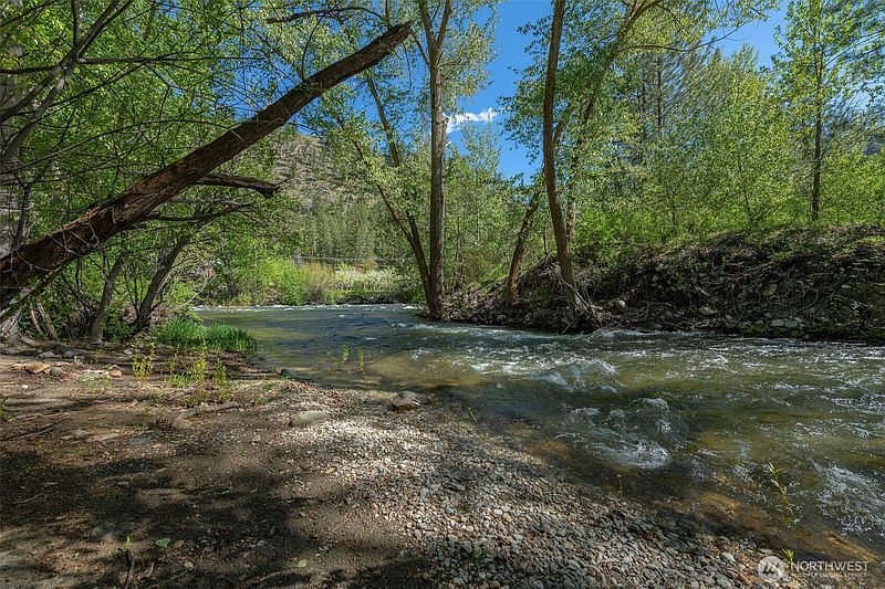 4th image of 177 Mad River Road