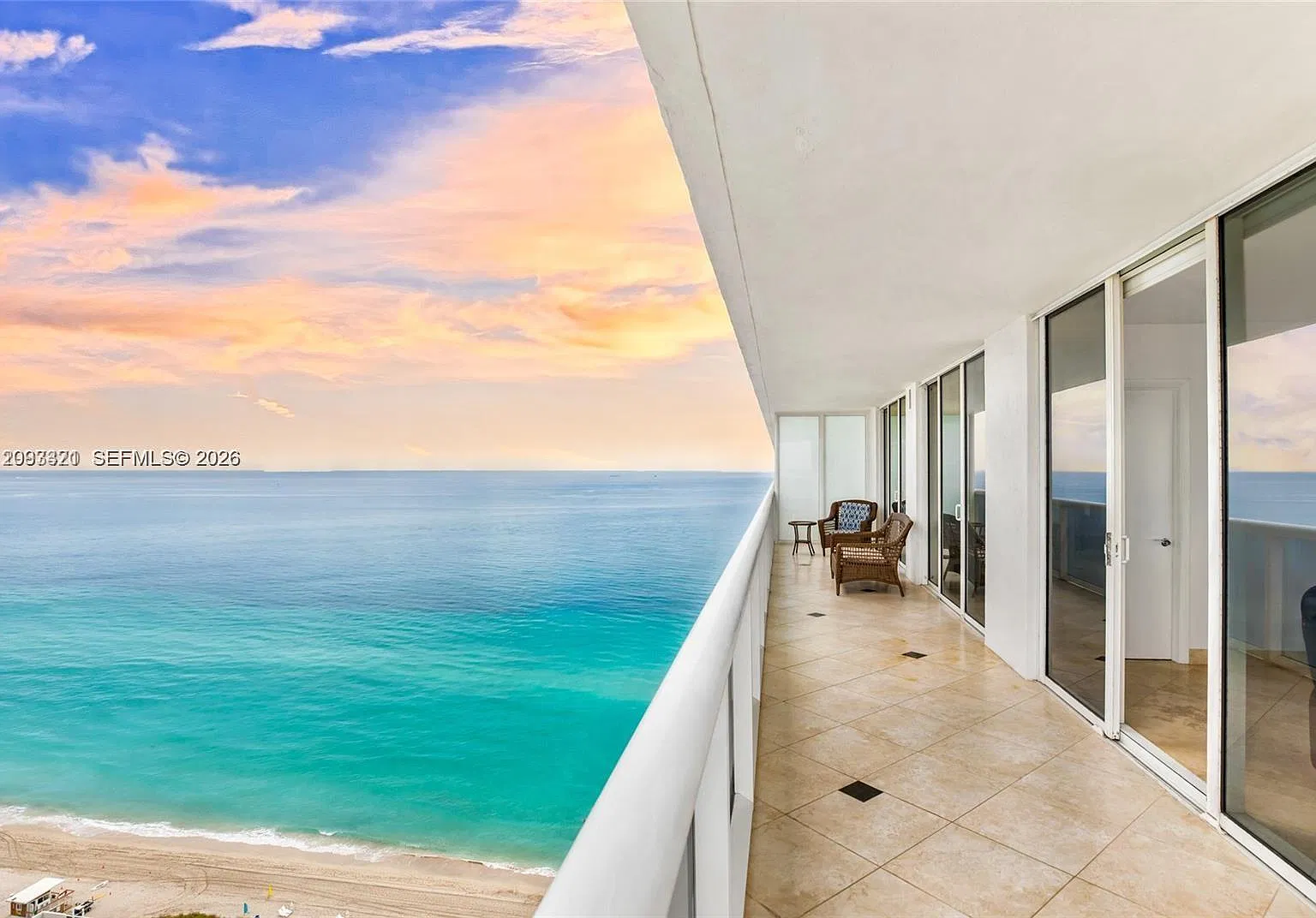 Beach Club Two Condo — Photo 1