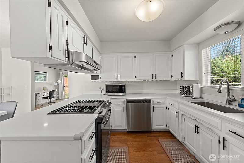 4th image of 7203 123rd Avenue SE