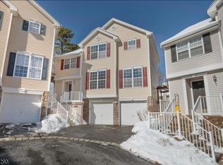 37 Brock Ln, Hackettstown, NJ 07840