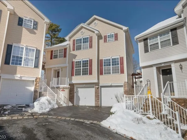 37 Brock Ln, Mount Olive Twp., NJ 07840