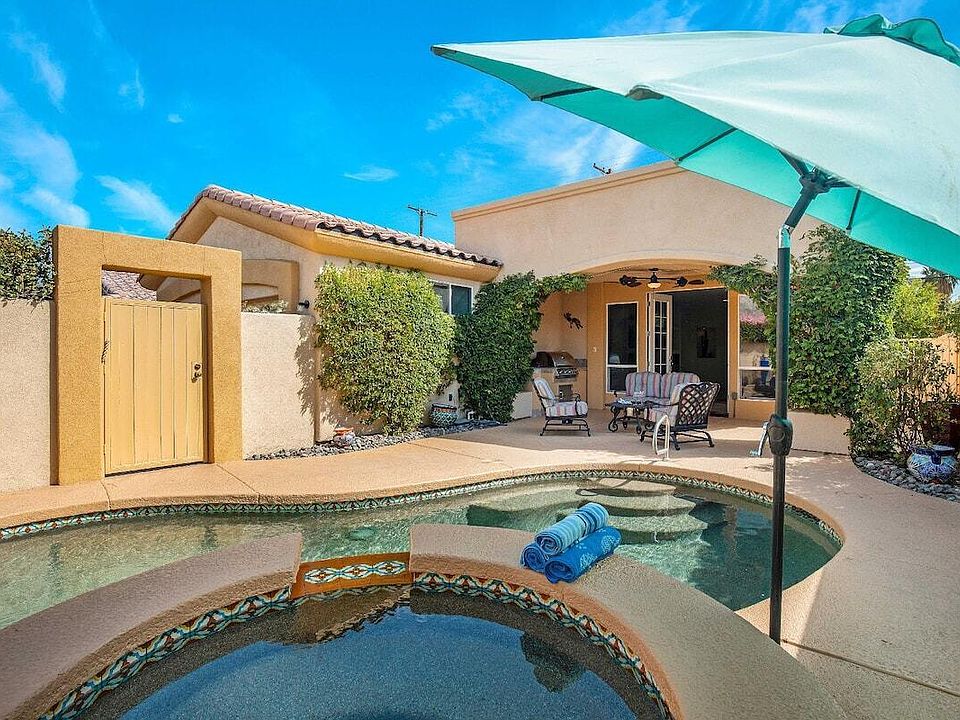 1st image of 51542 Avenida Navarro