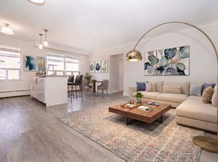 2637 Keele St #8, Toronto, ON M6L2P2