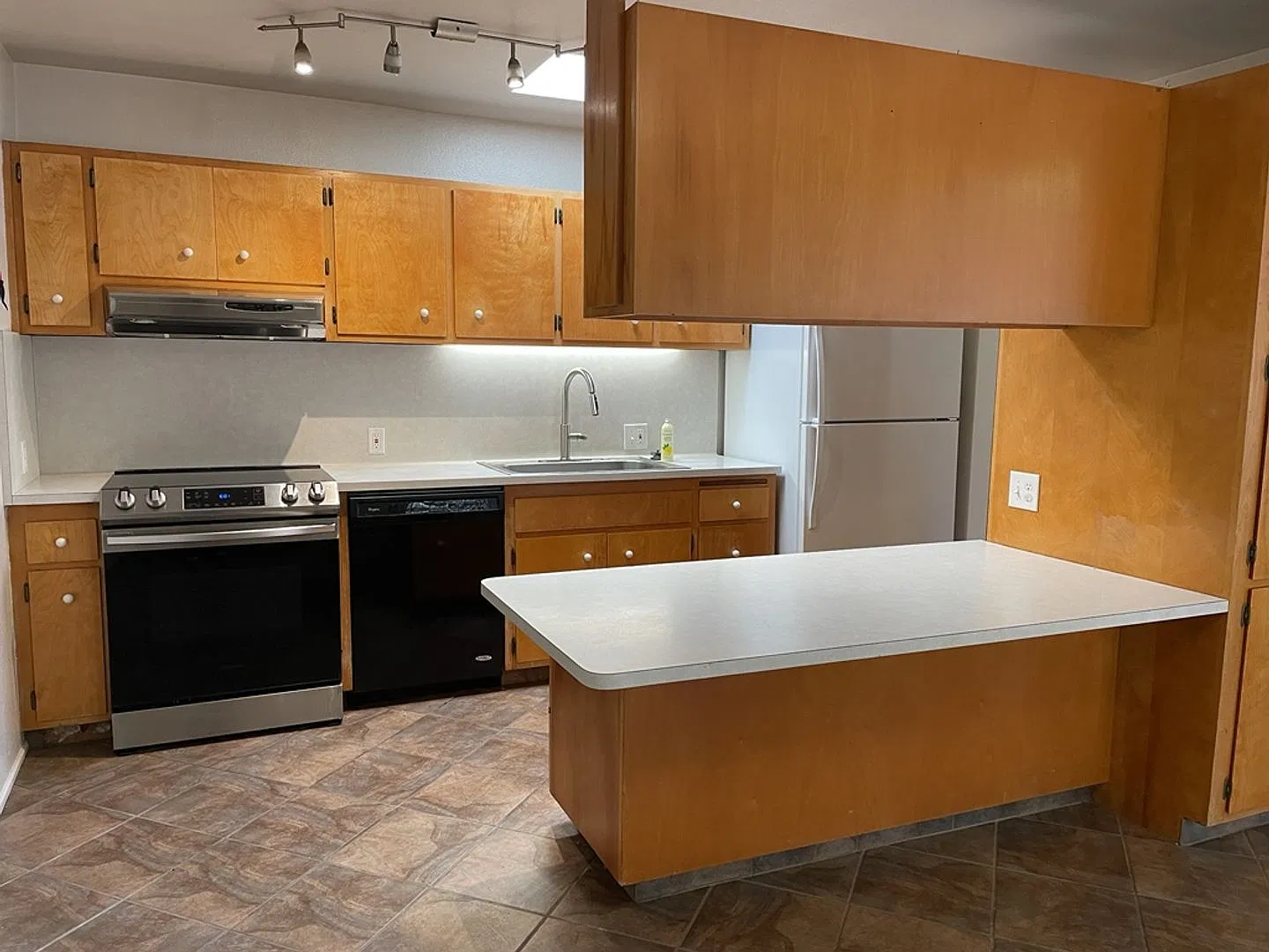 Highly desirable North Davis cul-de-sac — Photo 3