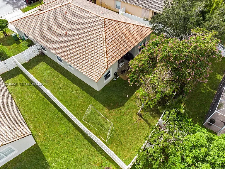 14275 NW 18th Pl — Photo 25