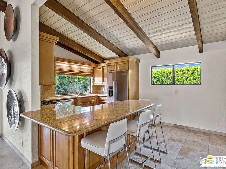 1347 Primavera Dr — Photo 21
