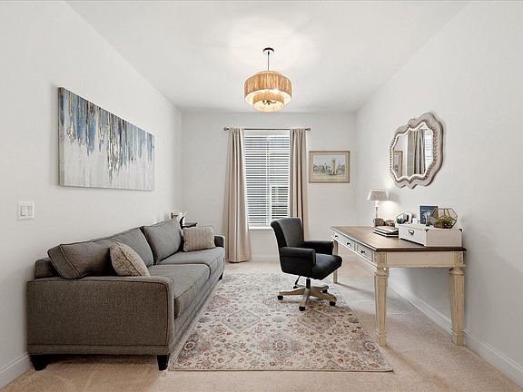 4th image of 108 Viceroy Way