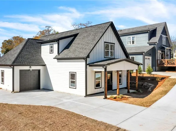 516 Old Canton Rd, Ball Ground, GA 30107