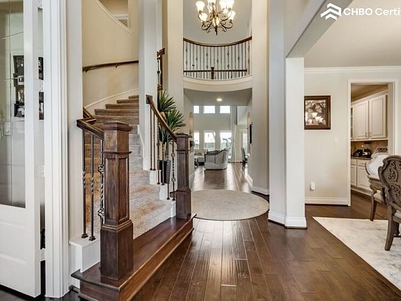 3rd image of 3830 Desert Springs Ln