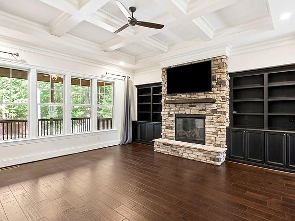 5th image of 1708 Everett Ridge Ct