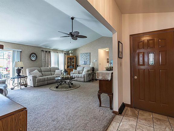 4th image of 3041 Idyllbrook Ln
