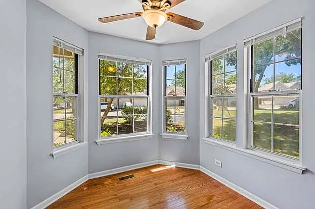 2146 Camden Ln — Photo 35
