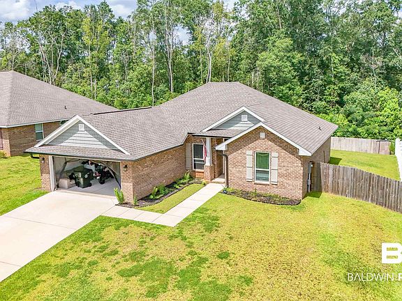 2nd image of 22976 Ridgewood Dr