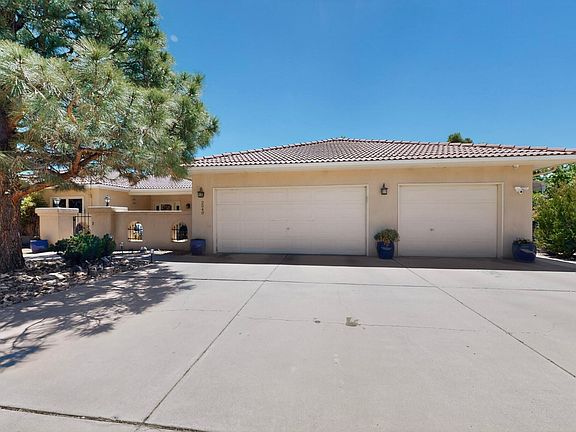 2nd image of 2040 Calle Pajaro Azul NW