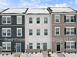 413 Eclipse St, Charles Town, WV 25414