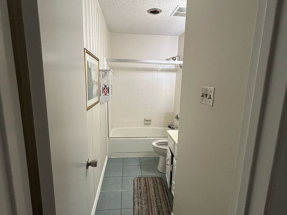 3rd image of 1805 Arvada Dr