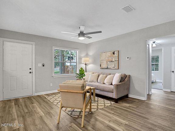 4th image of 5312 FLORAL BLUFF Court