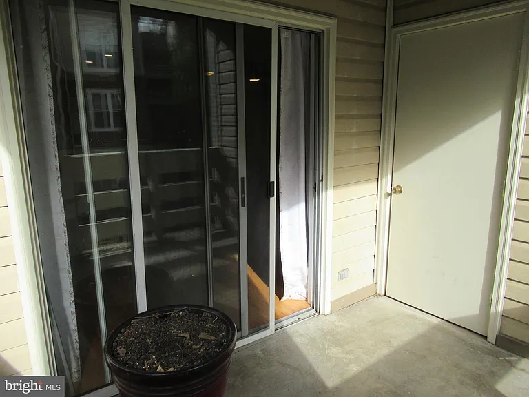 244 S Reynolds St #111 — Photo 25
