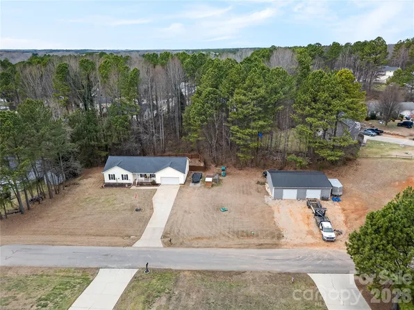 3416 Mooring Pl, Sherrills Ford, NC 28673