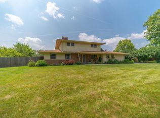 4049 Ritamarie Dr, Columbus, OH 43220