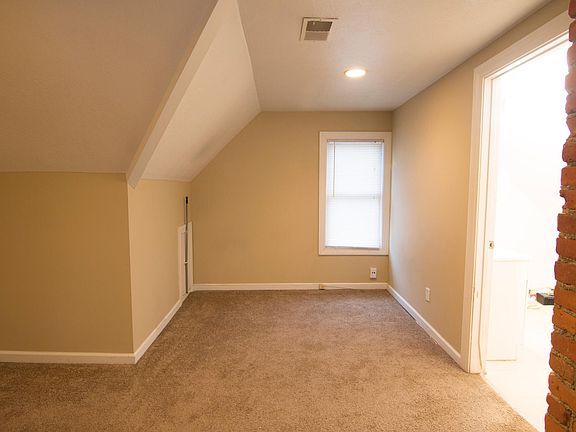 5th image of 1531 Spring Garden Ave #3