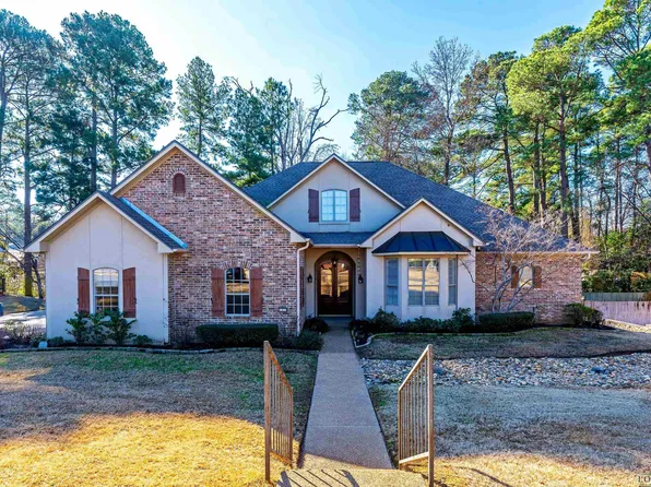 1313 New Forest Dr, Longview, TX 75601