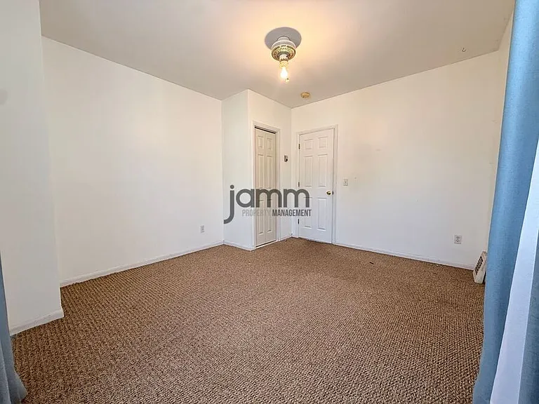 1930 E 123rd St #5 — Photo 5