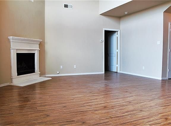5th image of 119 Melody Cir