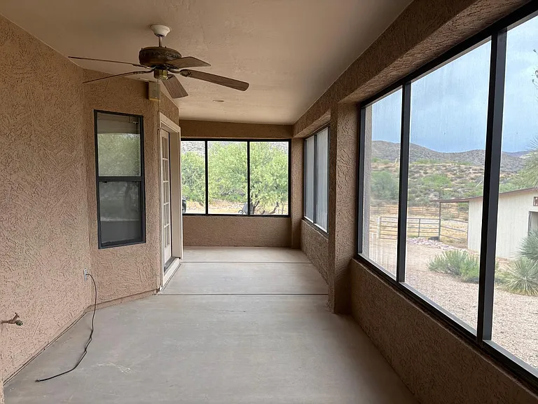 43003 N Old Mine Rd — Photo 31