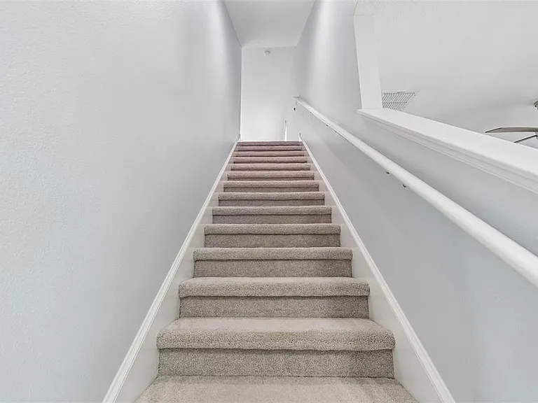 11852 Gavin Ln — Photo 38