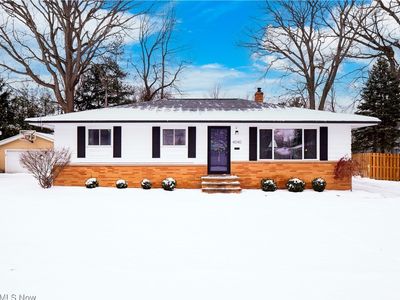 4040 W 214th St, Fairview Park, OH, 44126