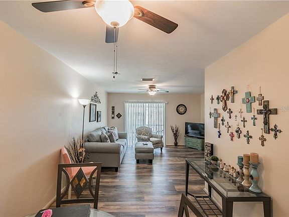 5th image of 2244 Canal Dr #D37