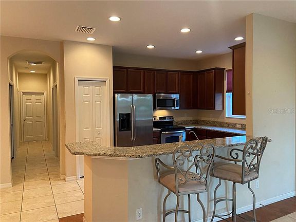 4th image of 4008 Bridlecrest Ln