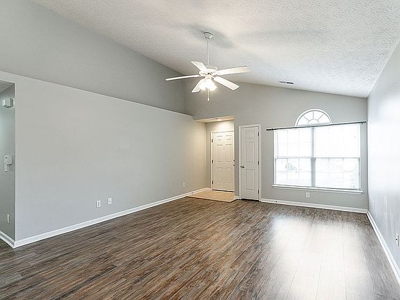 3rd image of 188 White Oak Trce
