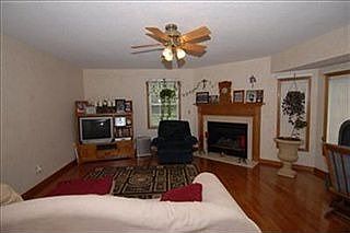 3rd image of 1440 Colburn Dr