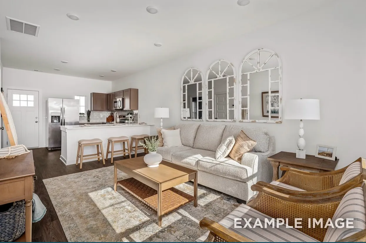 1105 Elliott Williams Pvt Way — Photo 2
