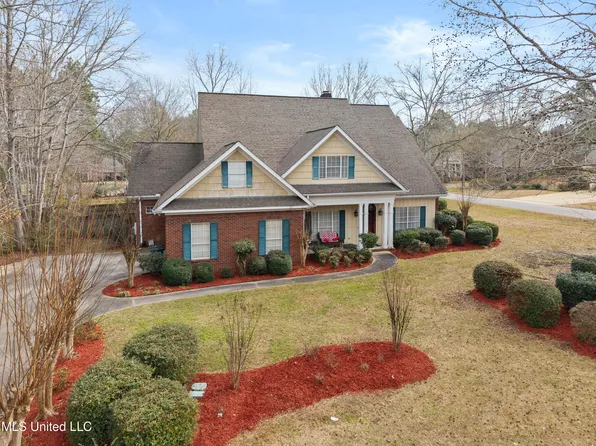 92 Highpointe Dr, Hattiesburg, MS 39402