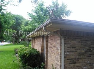 1227 Thunderbrook Dr, Desoto, TX 75115