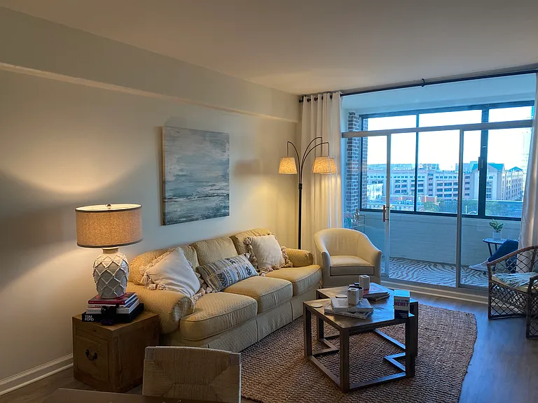 14 Lockwood Dr #7H — Photo 32