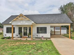 1307 Unifi Industrial Dr, Yadkinville, NC 27055