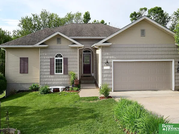 11115 South St, Blair, NE 68008