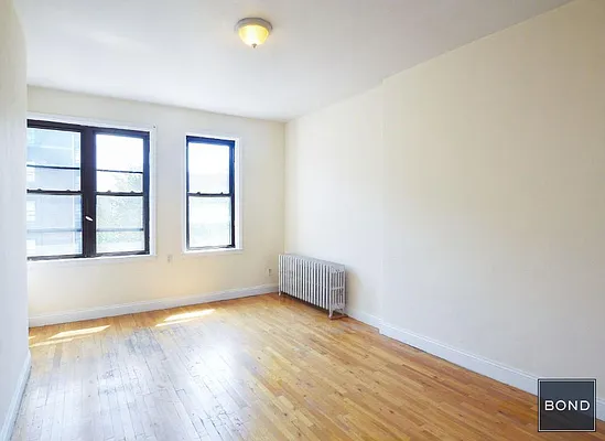 Rented by Bond New York | media 7