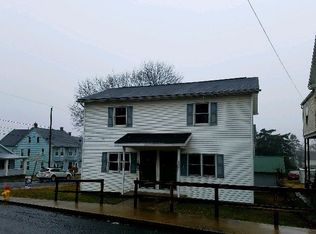 334 Bratton Ave #A, Lewistown, PA 17044