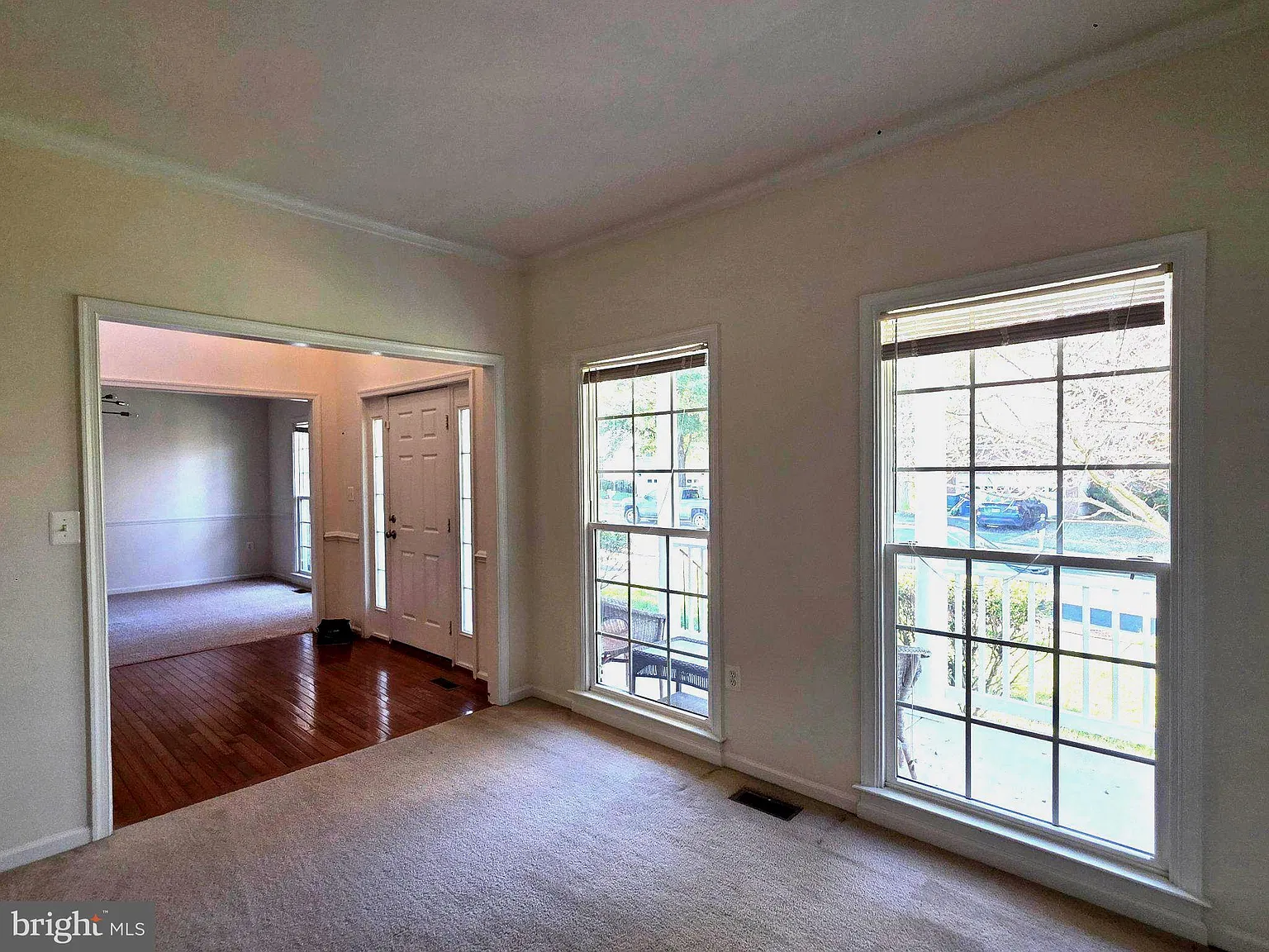 6 bed, 4.0 bath, 3150 sqft, $3,200 — Photo 2