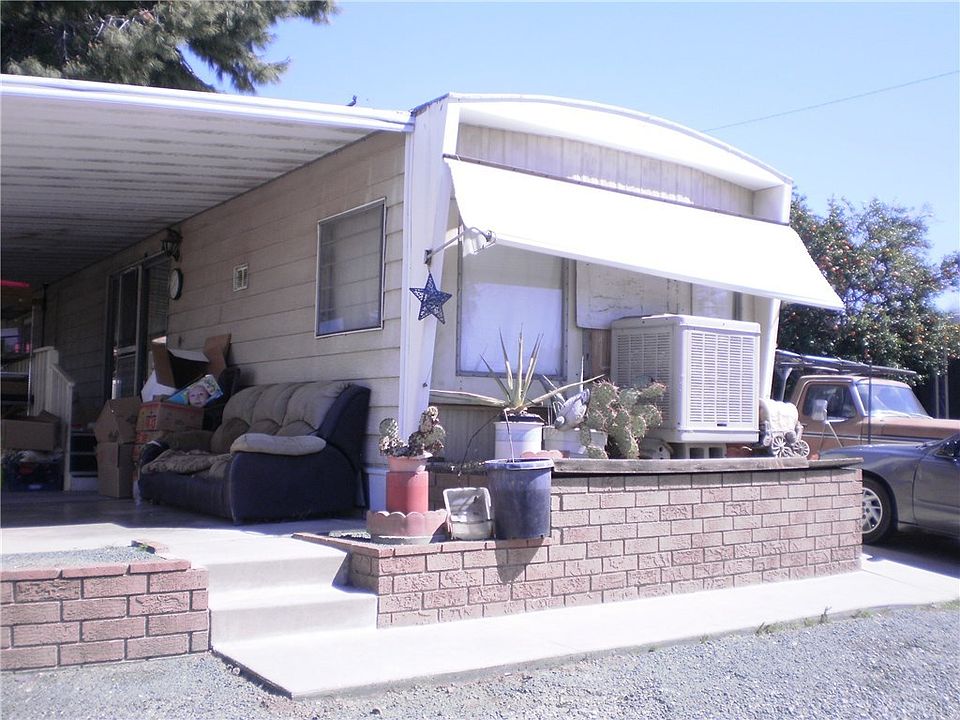 1st image of 87 Bond Dr
