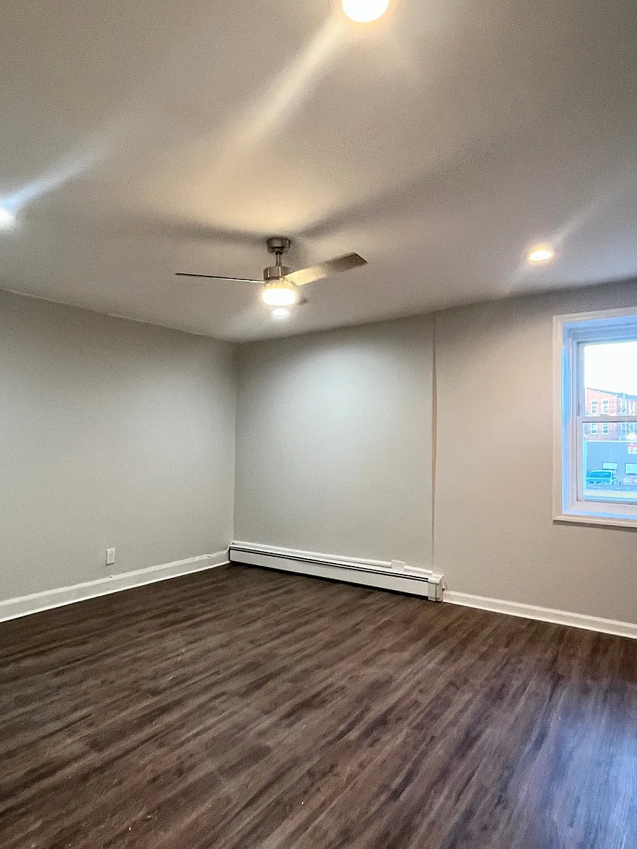 Building Photo - 23 Pompton Rd #BE